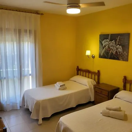 Reyes Holiday home Nuevalos